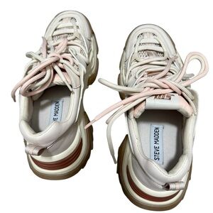 Steve Madden Off-White Chunky Sneakers